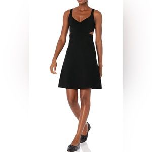 NWOT Theory knee length black dress size 6